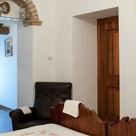 Villa Anna Savini Casa Vacanze Atri Esterno foto