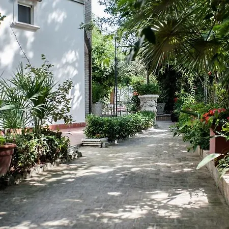 Villa Anna Savini Casa Vacanze Atri Camera foto