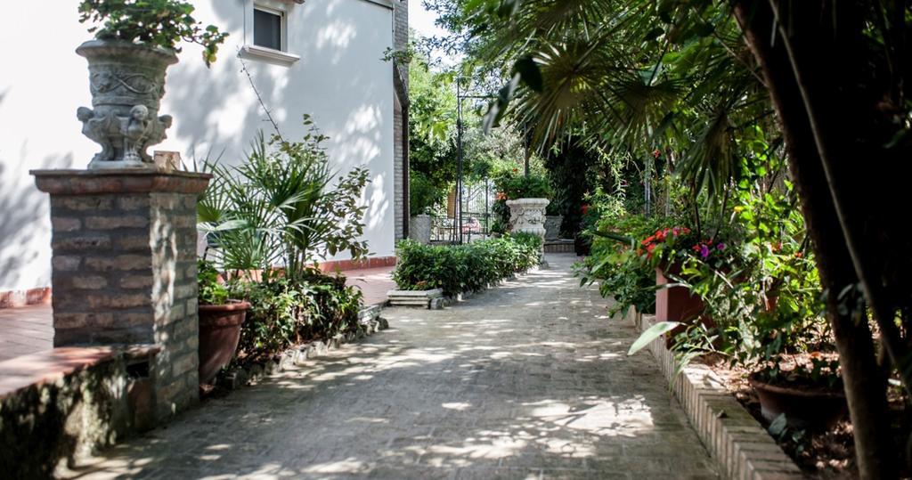 Anna Savini Apartment *